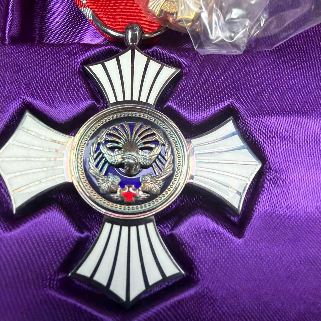 m*t様 日本貿易振興機構 シルバー十字勲章