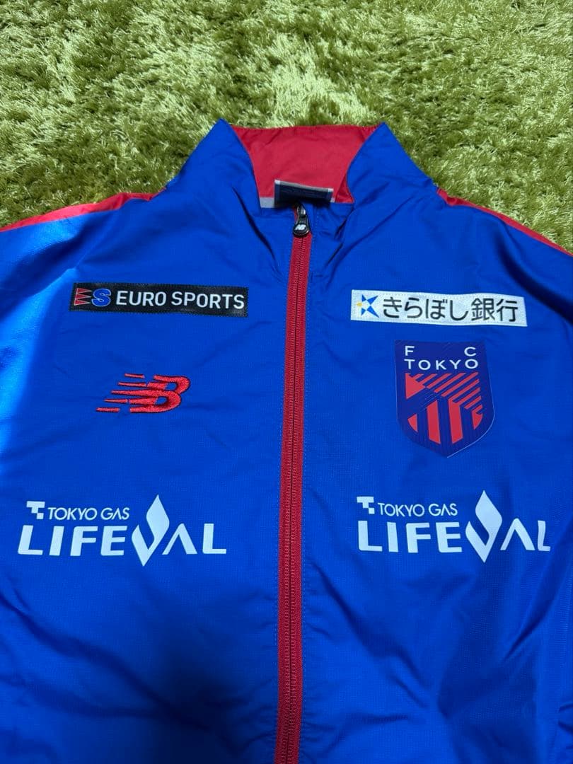 FC東京2024年ウインドジャケット