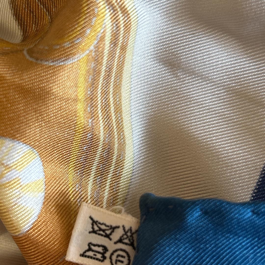 HERMES スカーフ　ベルト模様　ヴィンテージ　エルメス　シルク100％