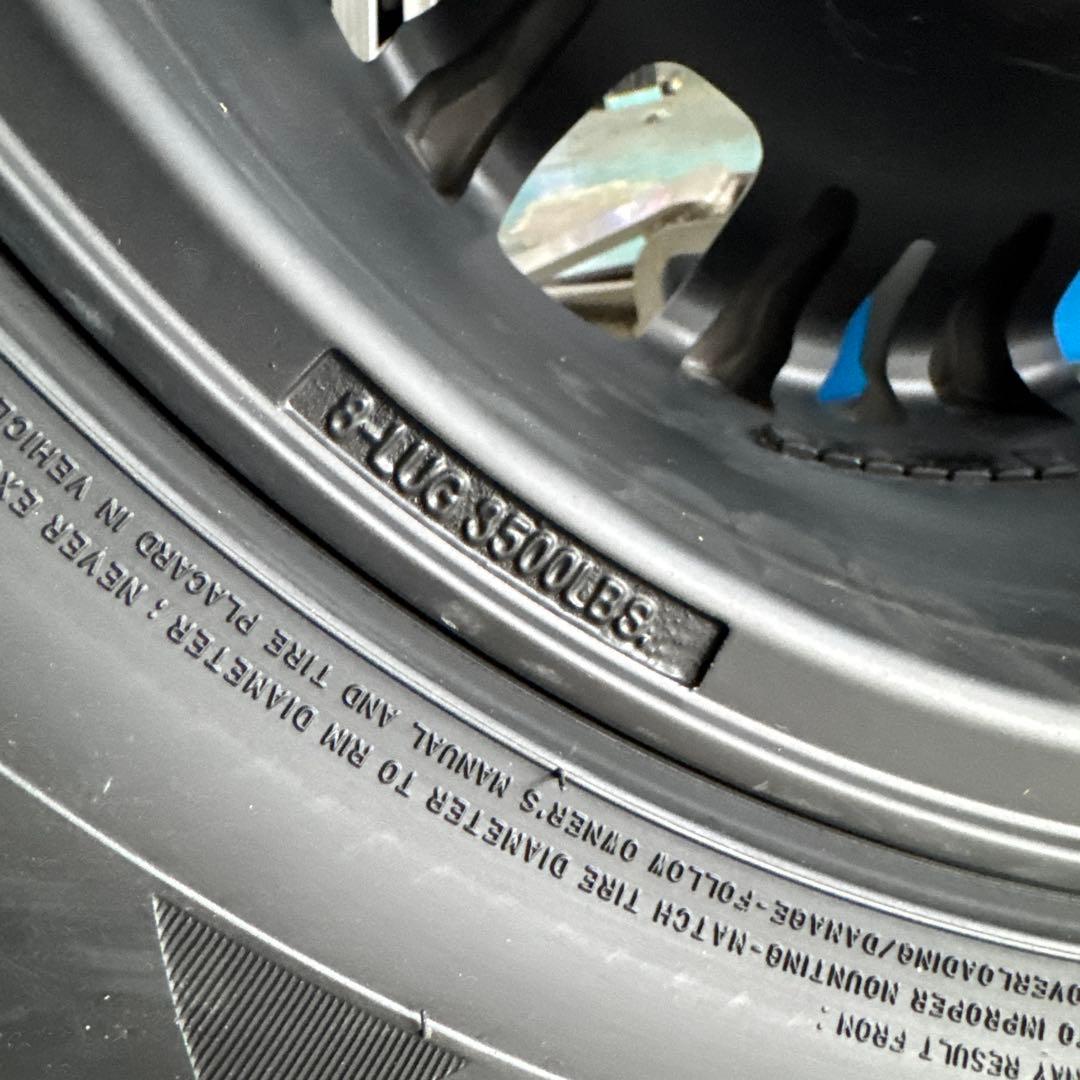 KJ！TJラングラーなどに　未使用　17インチ　スタッドレス