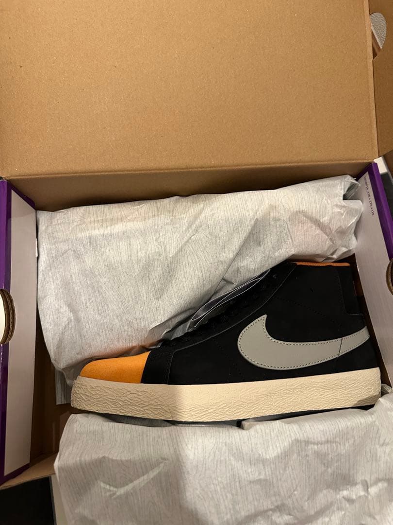 シューズ(男性用) NIKE SB HF3831-002 Zoom Blazer MID 27cm