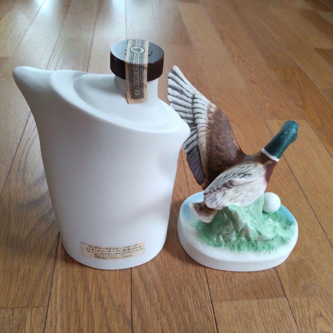 未開封　サントリー陶器製 水鳥彫刻 ウイスキーリザーブ91