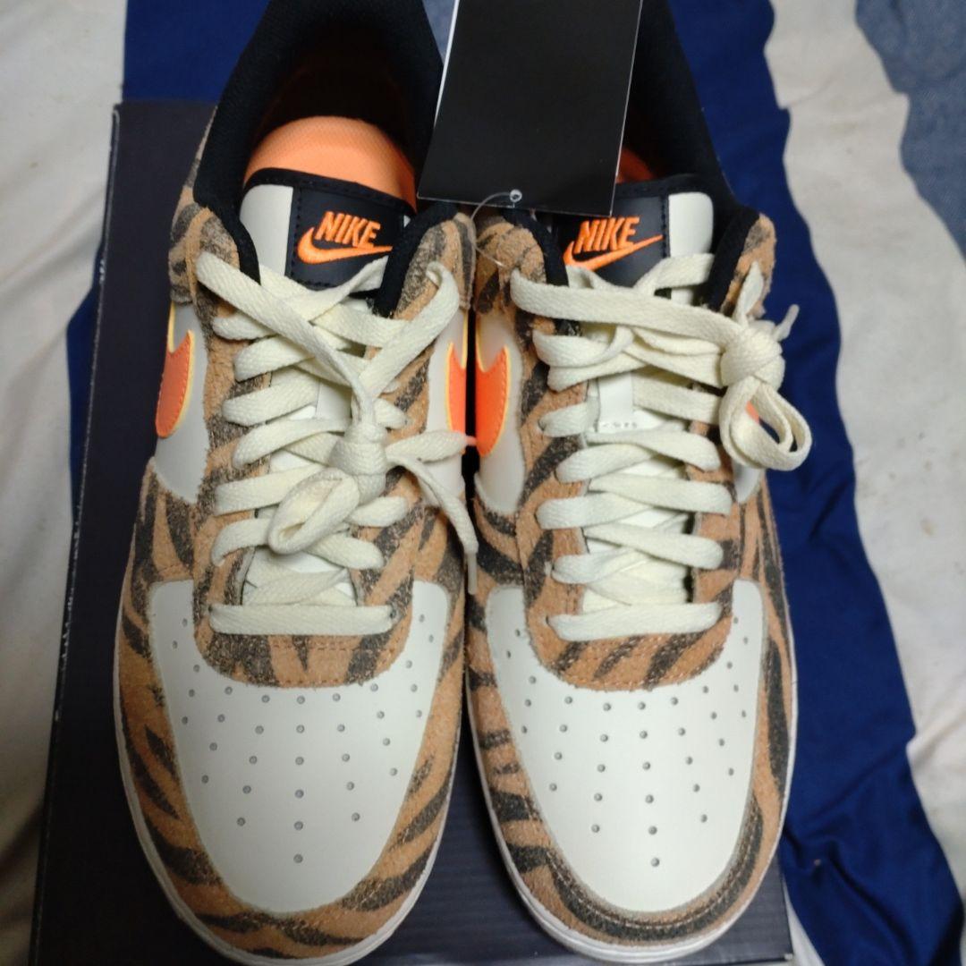 靴 AC1249 NIKE AIR FORCE 1 Orange zebra