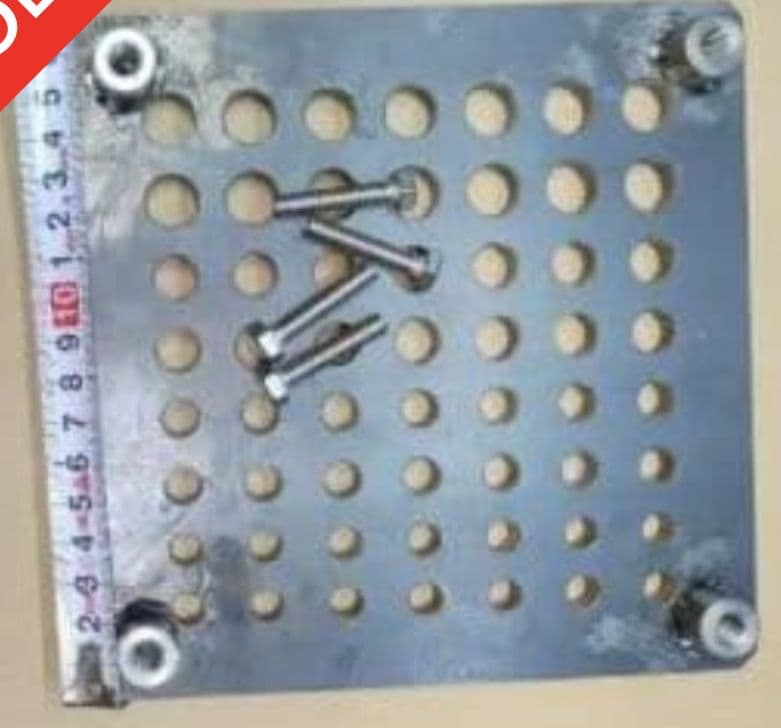 ダッチウエスト薪ストーブ触媒下の部品バッフル　ご注意ストーブパーツの出品です。