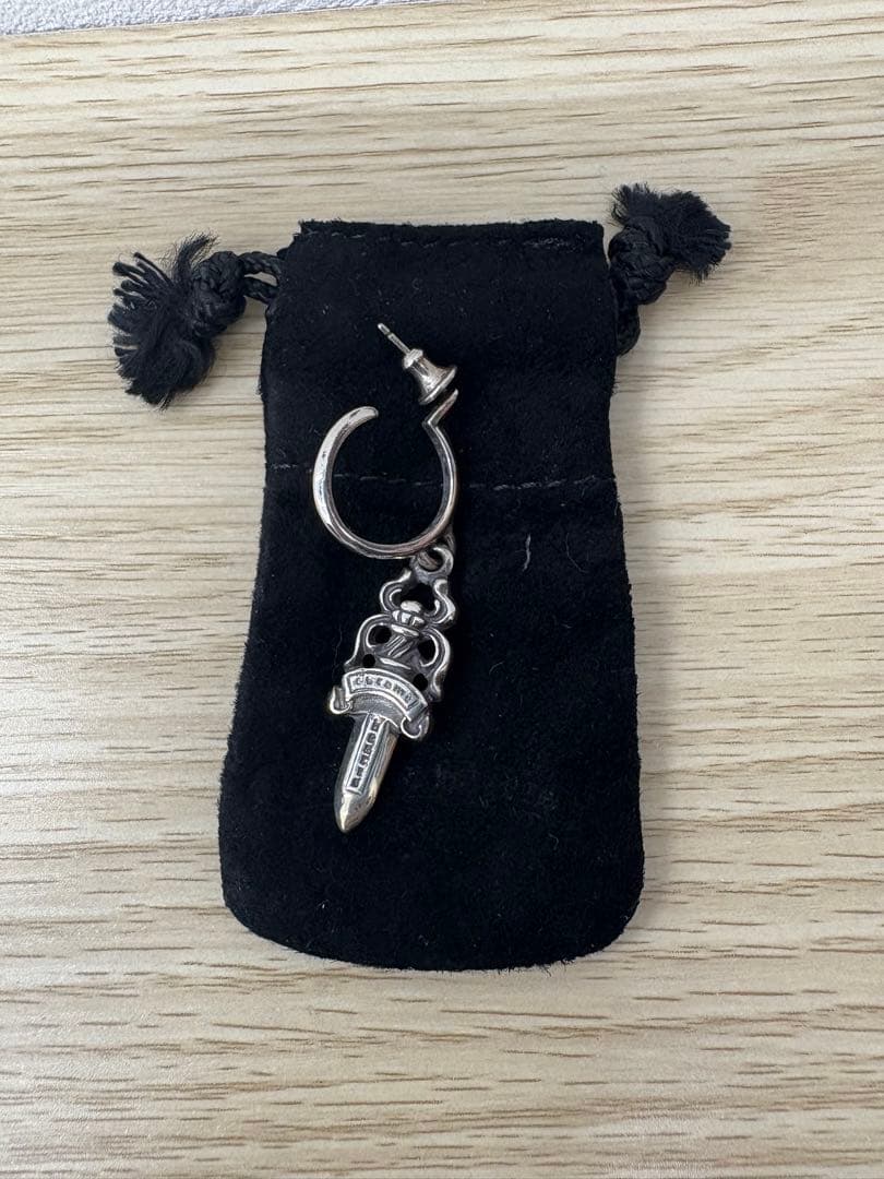 【早い者勝ち】【最終値下げ】クロムハーツ CHROMEHEARTダガーピアス