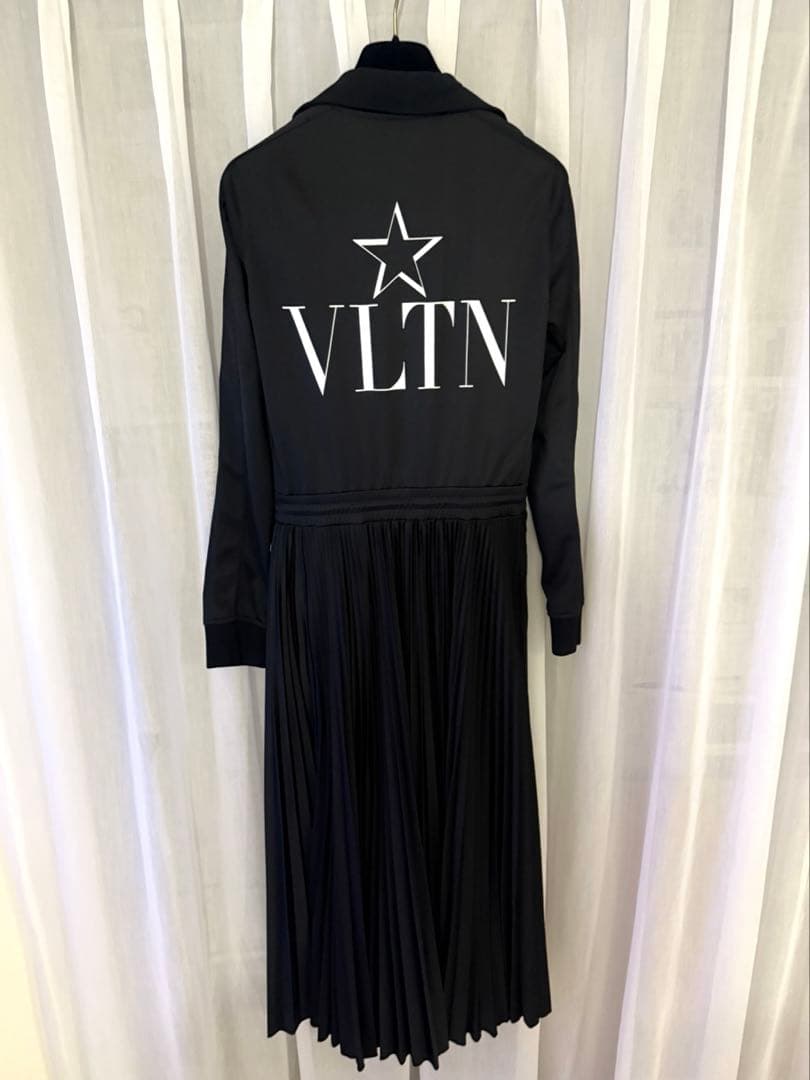 VALENTINO S ワンピース ジャージ