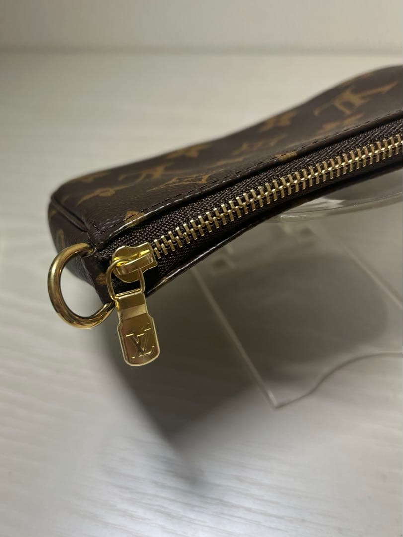 Louis Vuitton ミニ・ポシェット・アクセソワール