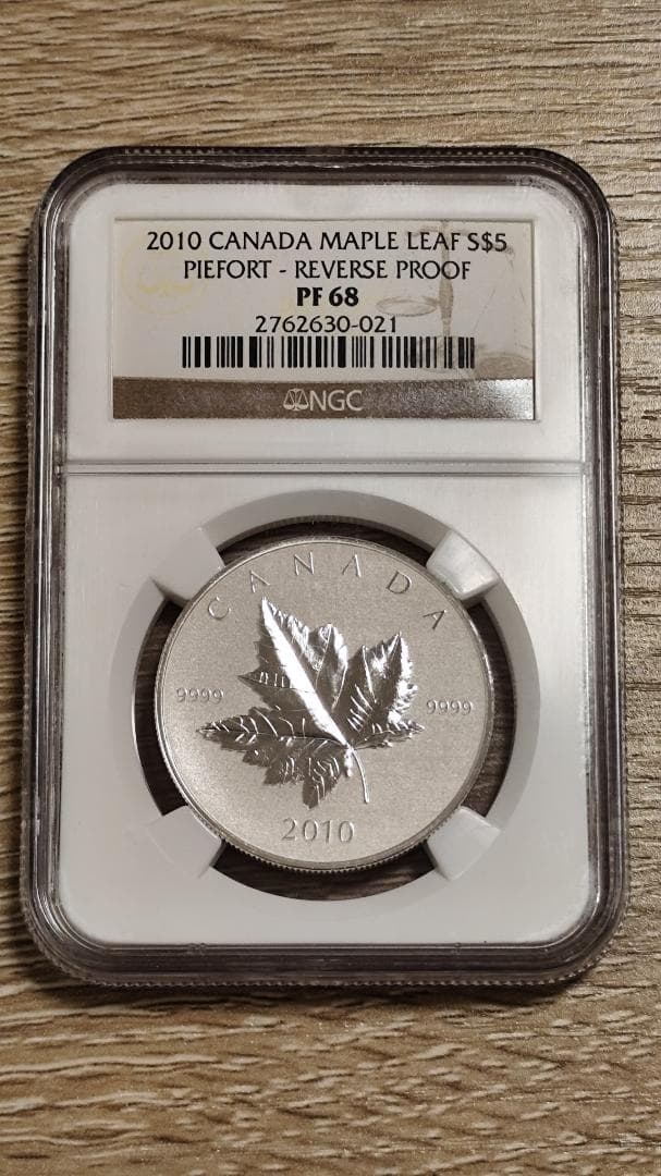 NGC PF68☆2010 カナダ メイプルリーフ 銀貨 純銀 記念 