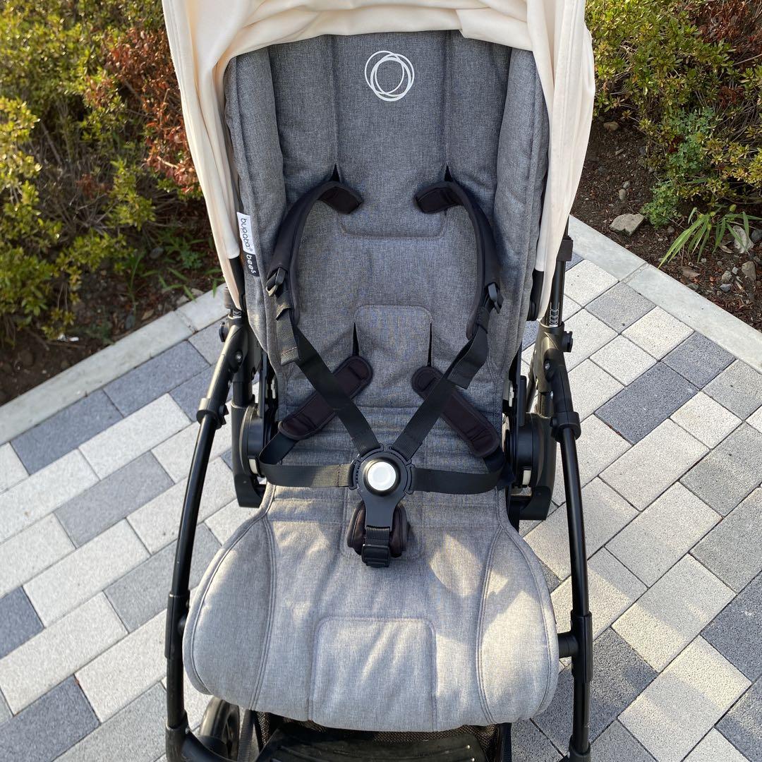 【美品】bugaboo bee5ベビーカー ブラックフレーム　グレーメランジ&白