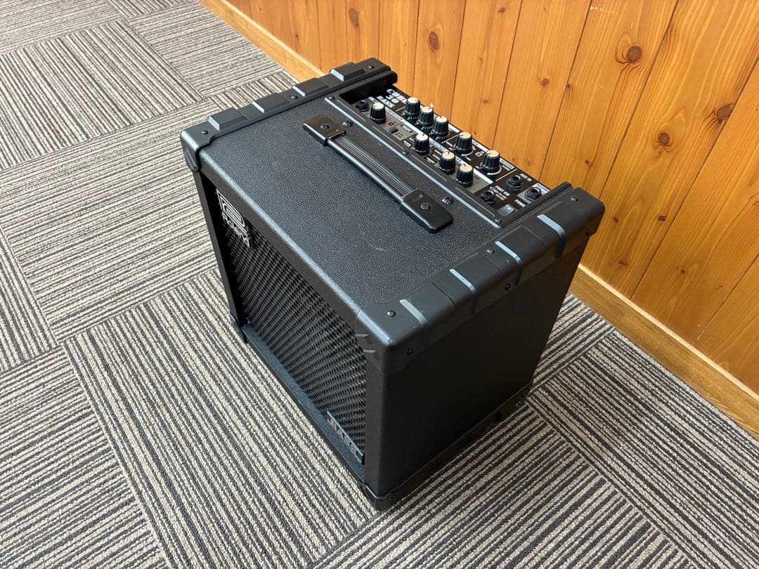 Roland CUBE-30 BASS ベース用アンプ