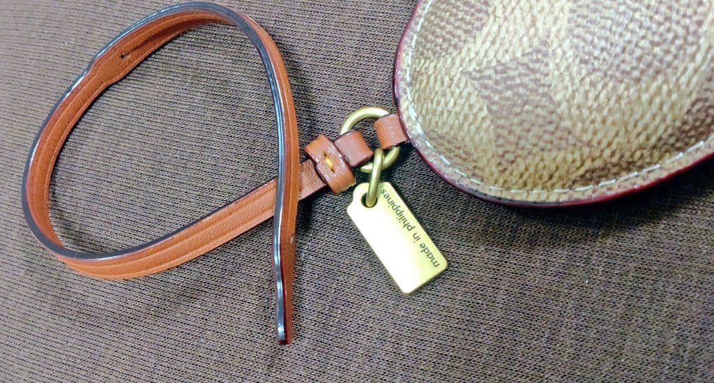 COACH ハートパフィ バッグチャーム シグネチャー