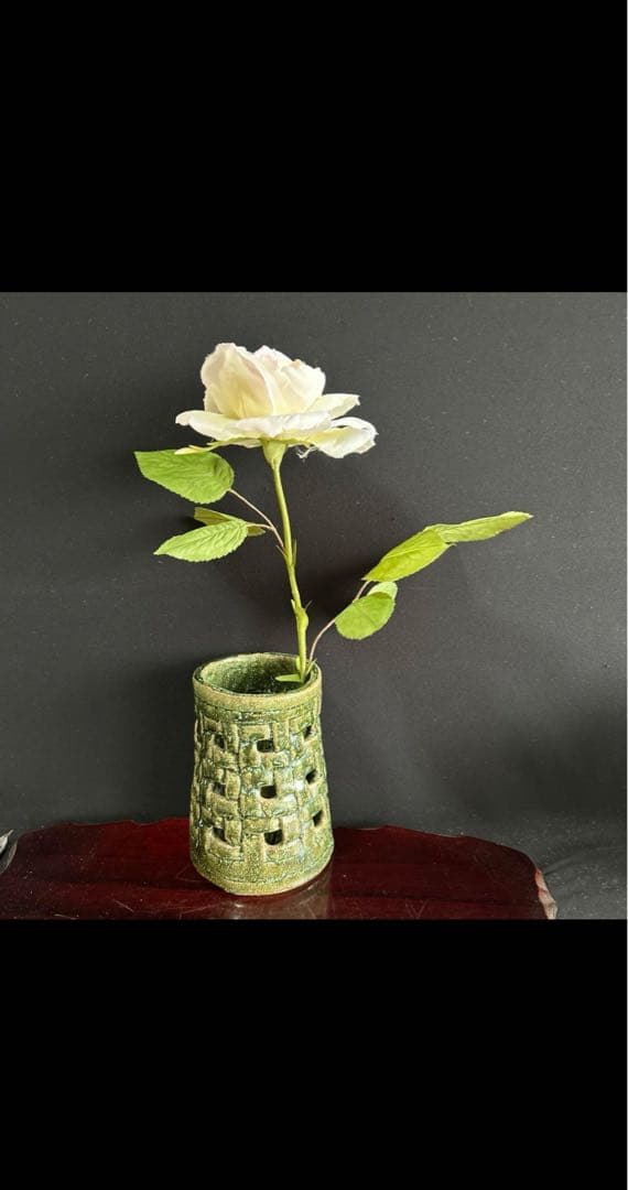アートフラワーブーケ　花　アートフラワー　造花　薔薇　バラ　管理番号1ー白い薔薇