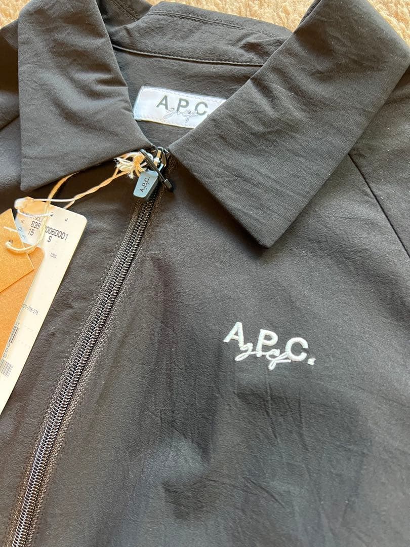 A.P.C. golf ワンピース　インナーパンツ付き　新品未使用