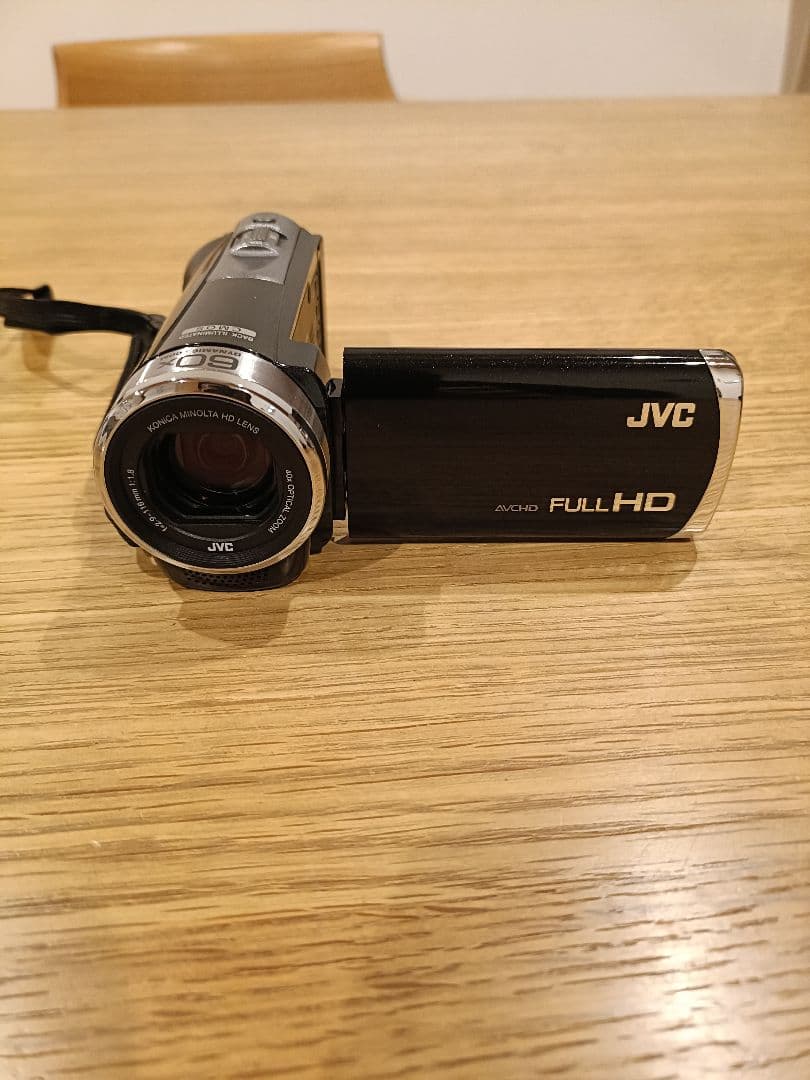 JVC Everio GZ-HM199-B ビデオカメラ本体　バッテリー２個付き