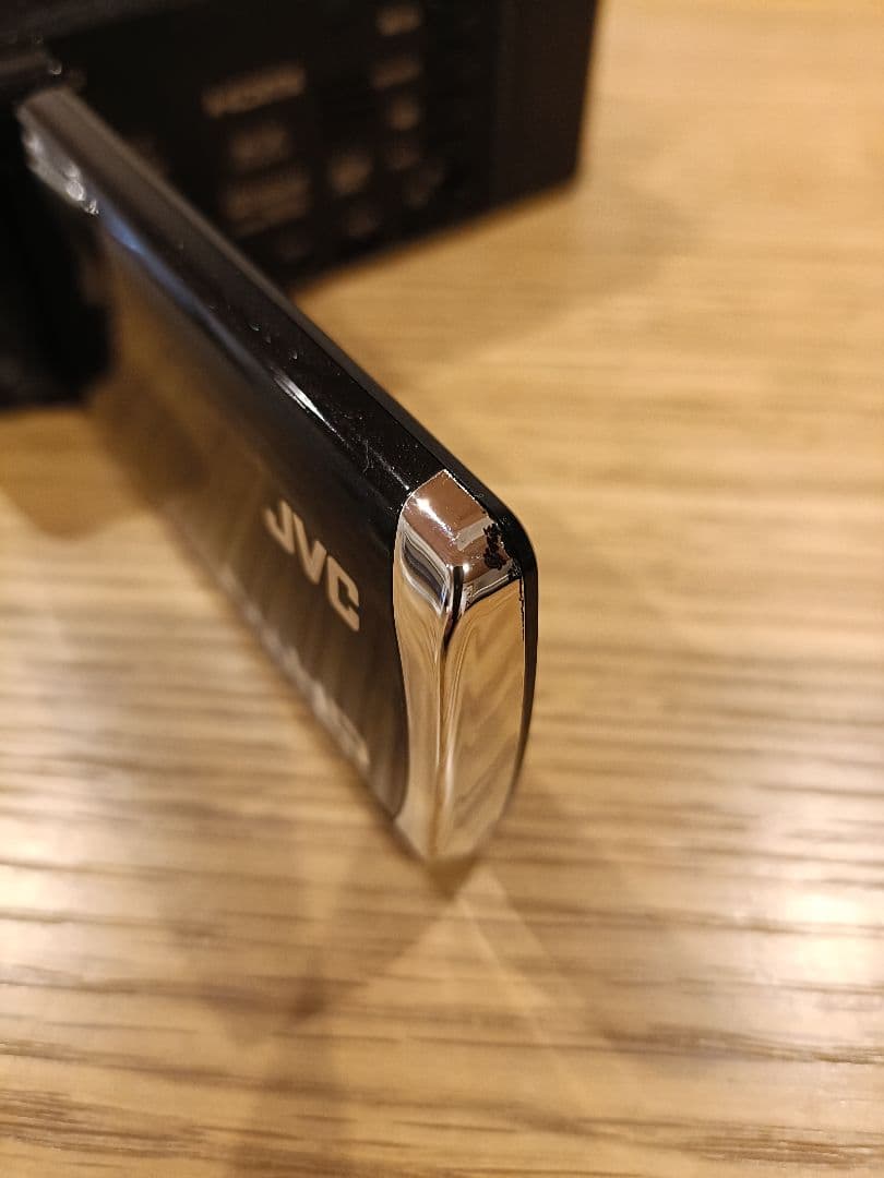 JVC Everio GZ-HM199-B ビデオカメラ本体　バッテリー２個付き