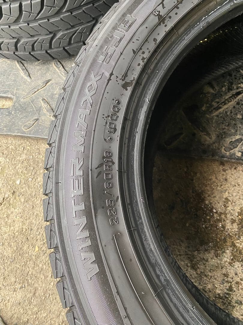 DUNLOP WINTERMAXX SJ8 225/60/18 4本セット送料込