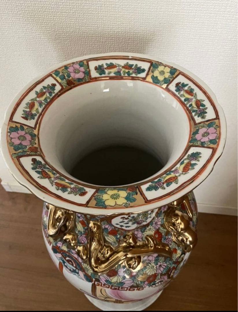 中国古美術 大型雙耳粉彩龍人物花蝶絵高さ62.5cm横幅28cm口径25.5cm