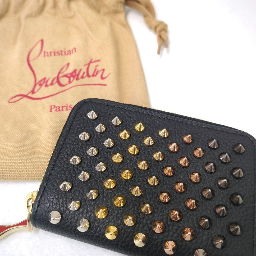 美品✨クリスチャンルブタン　スタッズウォレット