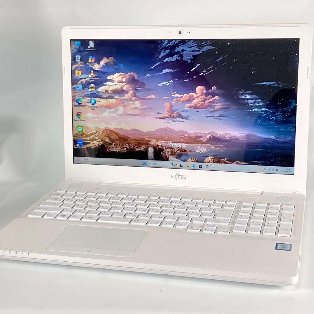 Core i7 SSD500GB 8GB Windows11 ノートパソコン
