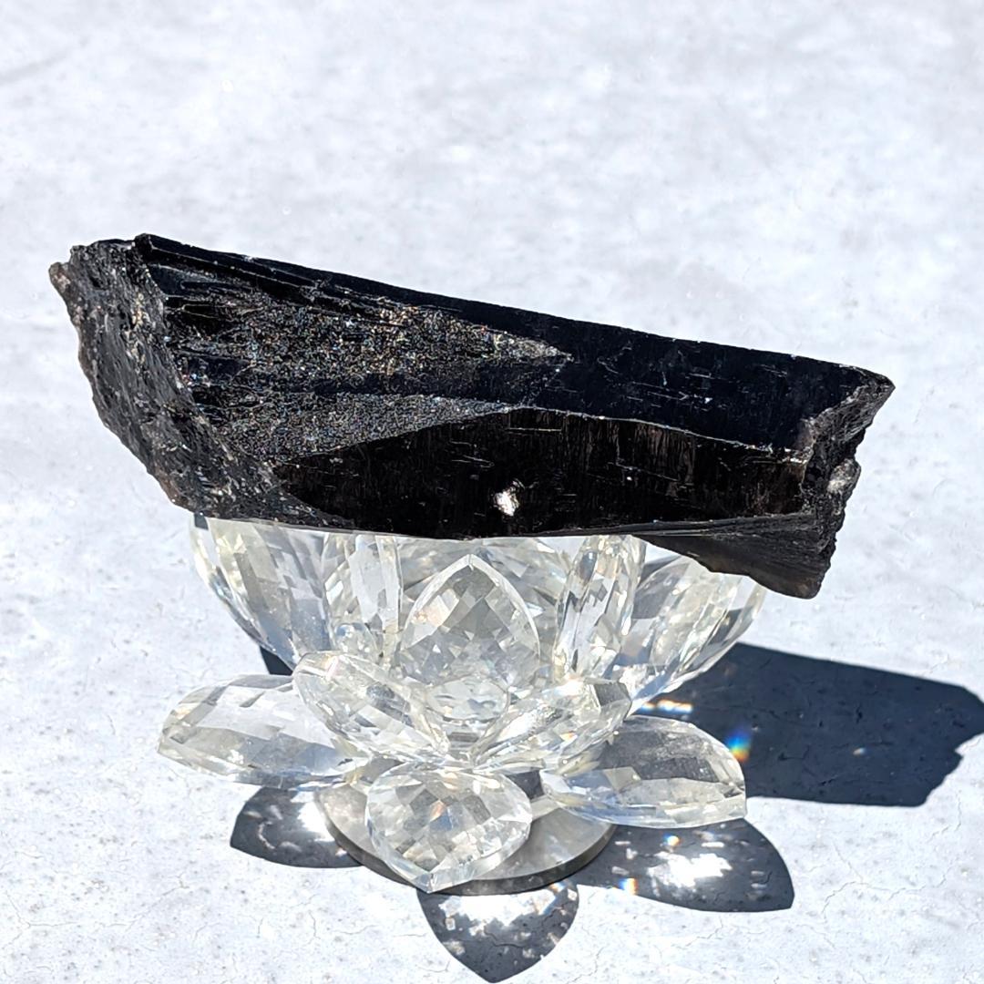 一点物 モリオン原石 山東省産 黒水晶 130g 成長線が著しい 邪気払いの石