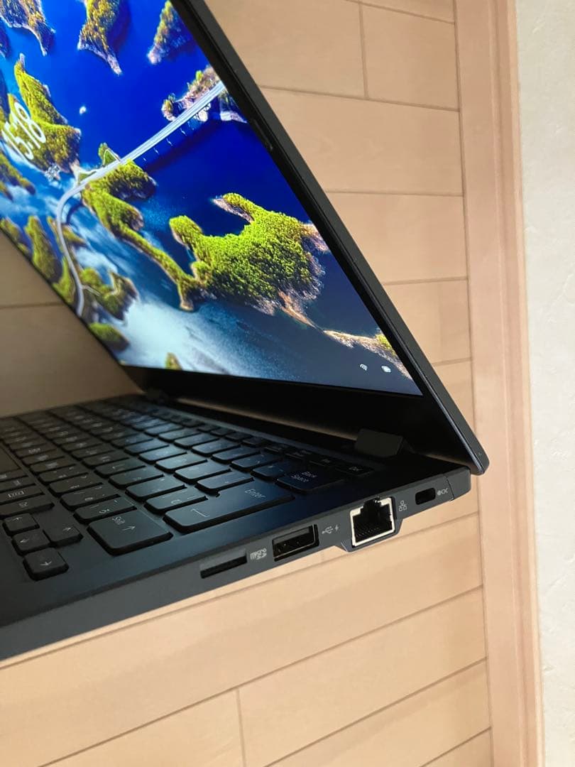 dynabook G83/KW 16GB/256GB バッテリー78.1%