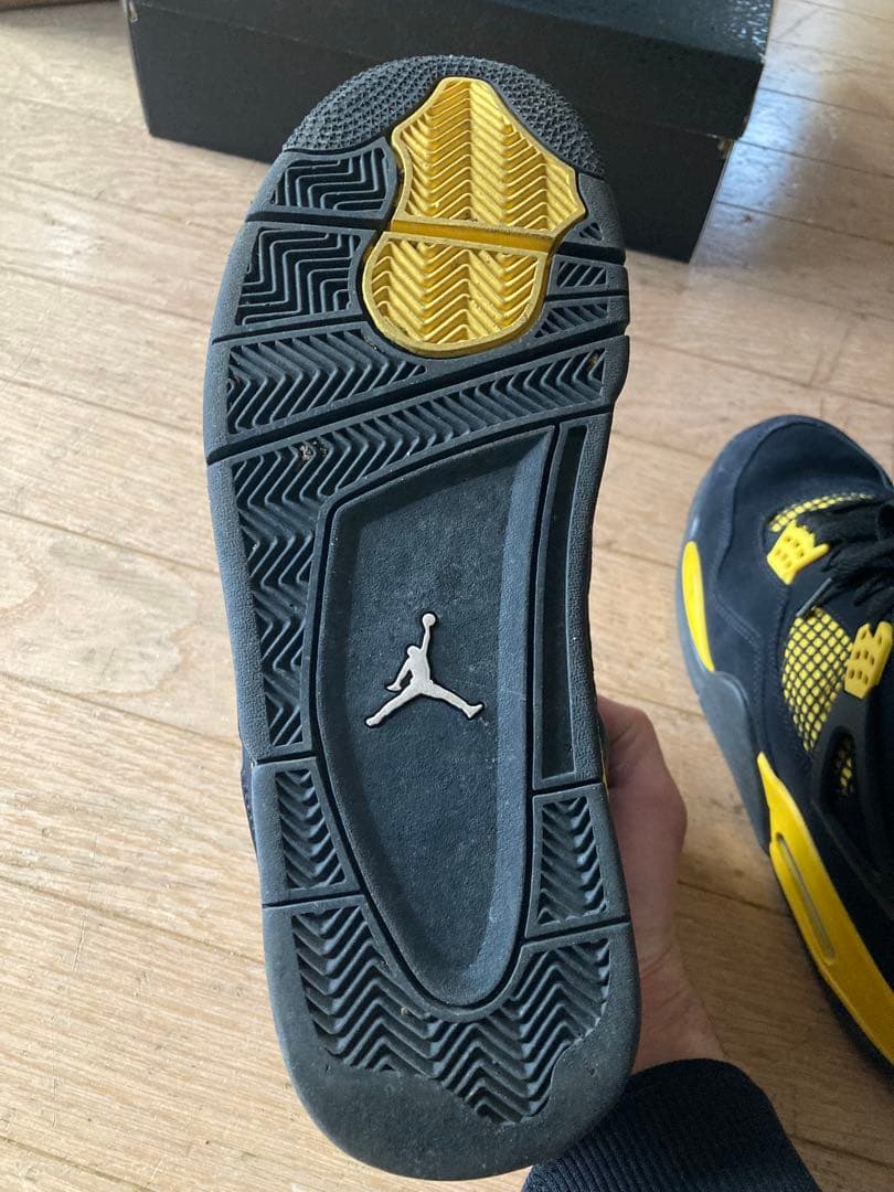 靴 Nike Air Jordan 4 Retro \"Thunder\"(2023)