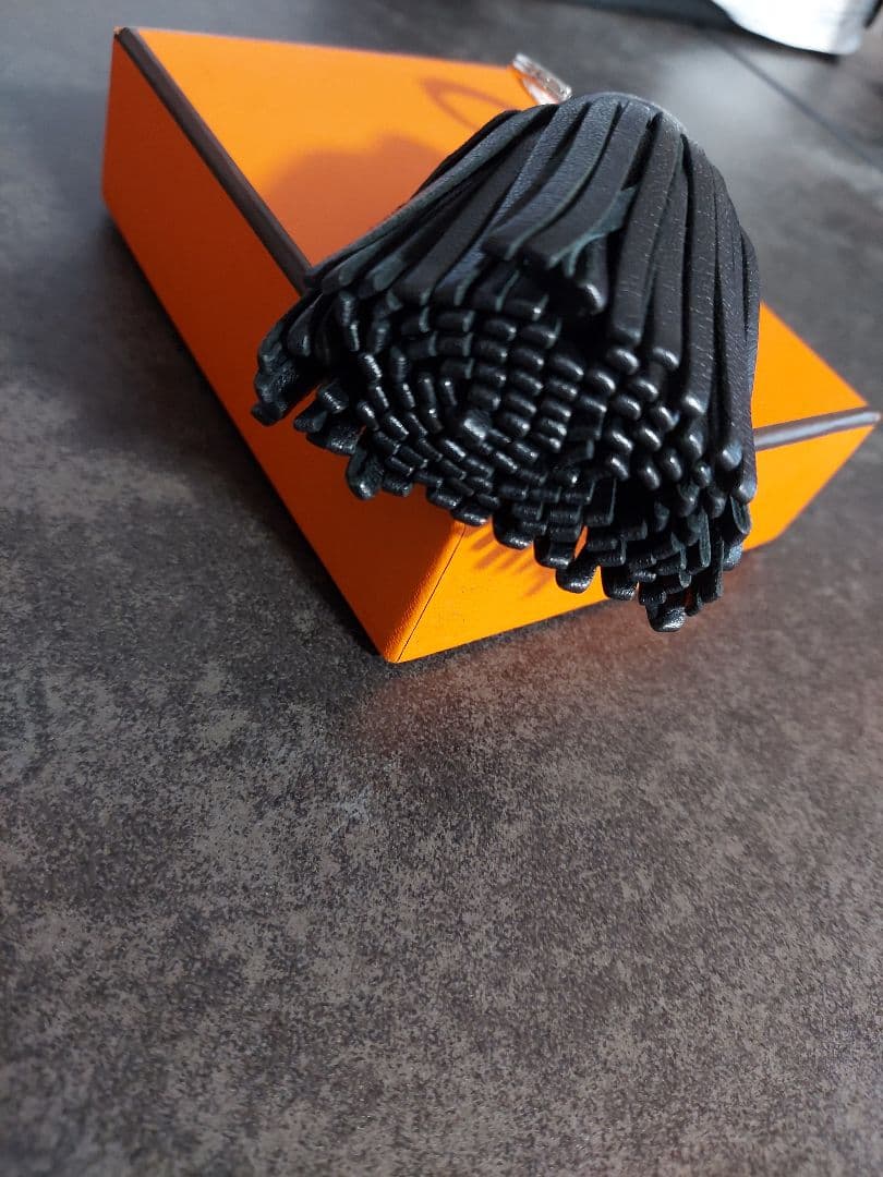 HERMES エルメス カルメン キーホルダー アクセサリー 国内正規品本物