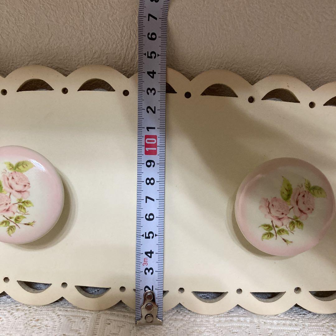 イマン　ダイアナローズのつまみを使ったラック①