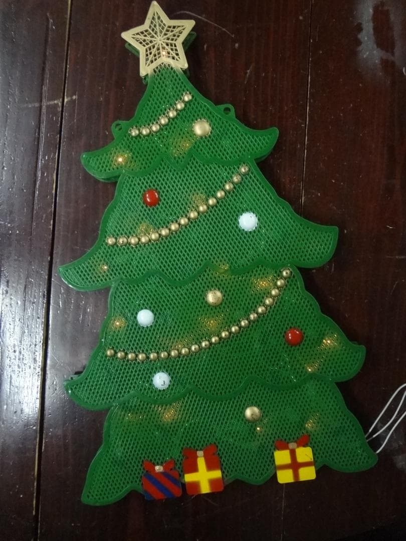 クリスマスツリー型イルミネーション　電飾ライト　　未使用品・約４５ｃｍ