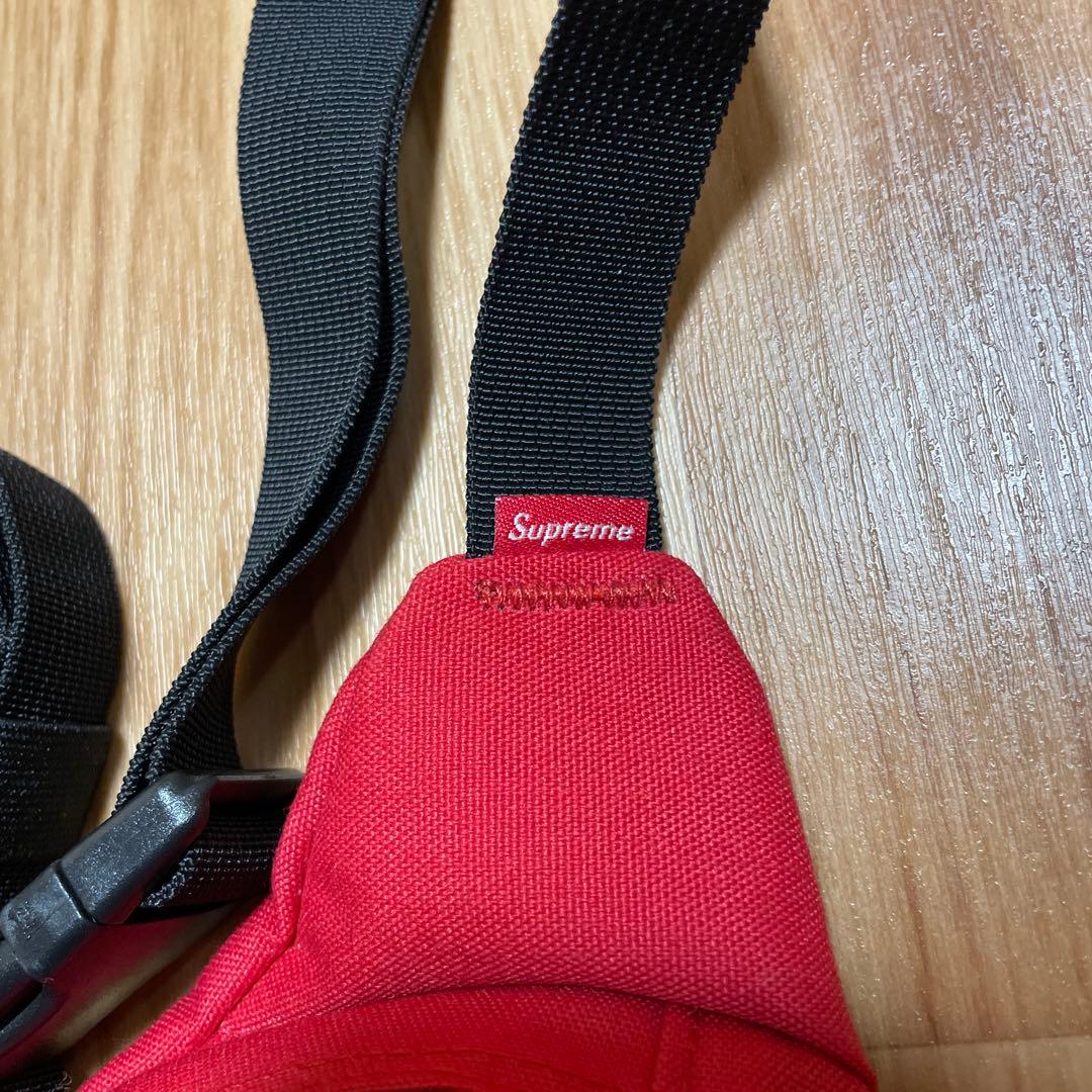 早い者勝ち！極美品 SUPREME ボディバッグ ヴァンパイア レッド