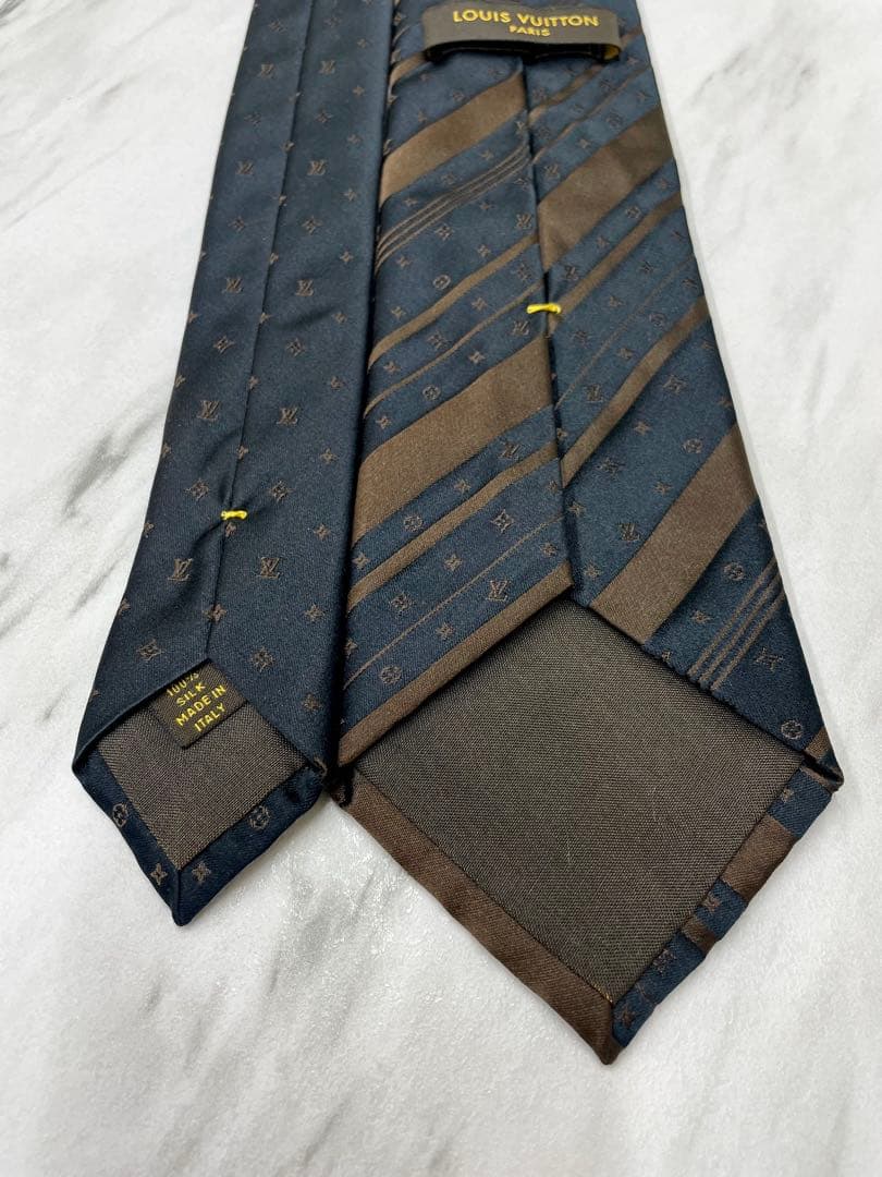 【極上美品】LOUIS VUITTON ルイヴィトン ネクタイ モノグラム柄