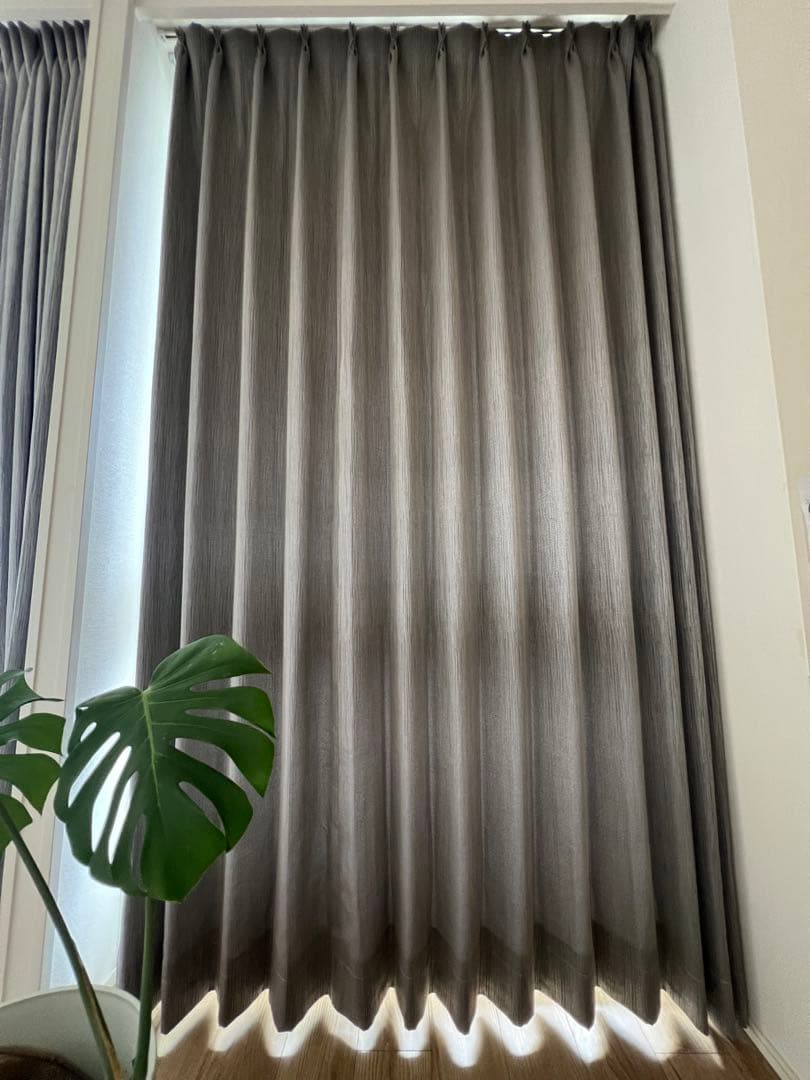 日本製　遮光カーテン　240cm