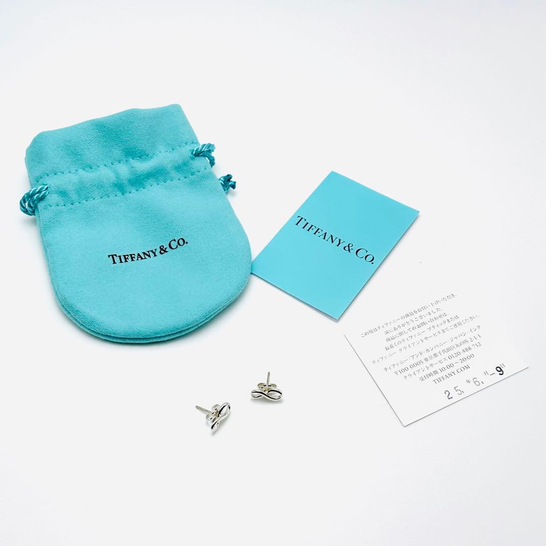 Tiffany インフェニティ　シルバーピアス　Ag925 スタッド