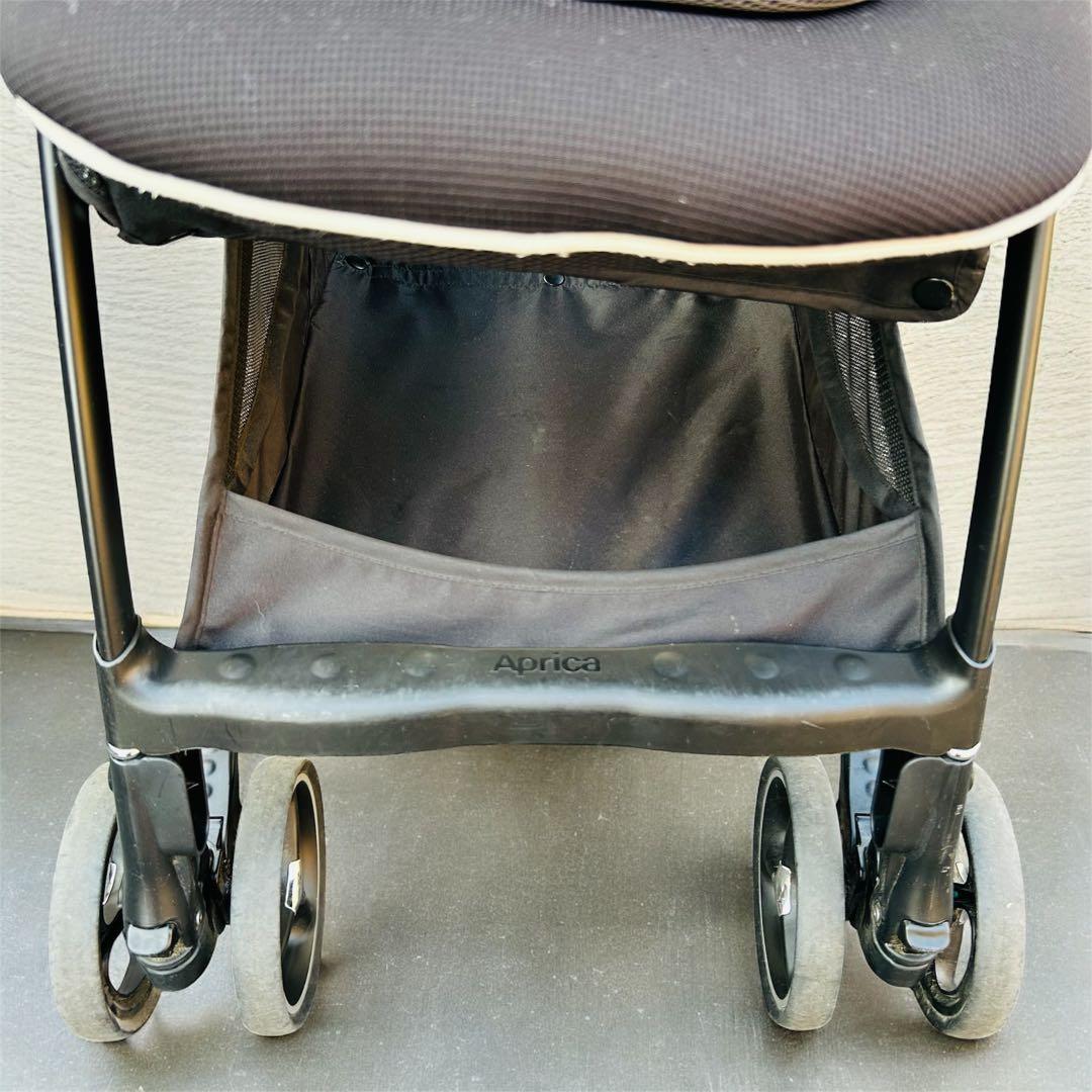 【美品】Aprica ラクーナ ビッテ クッションレザーハンドル A型