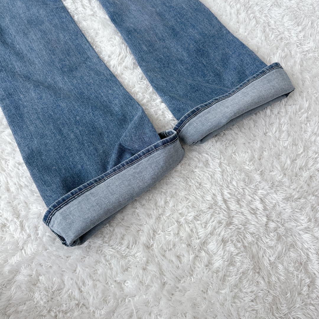 【未使用】ヤヌーク　フレアパンツ　デニム　27