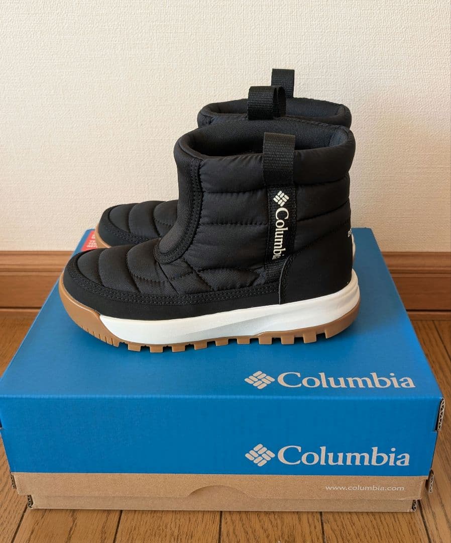 Columbiaコロンビア　キッズ　20cm 新品試着のみ　スノーブーツ