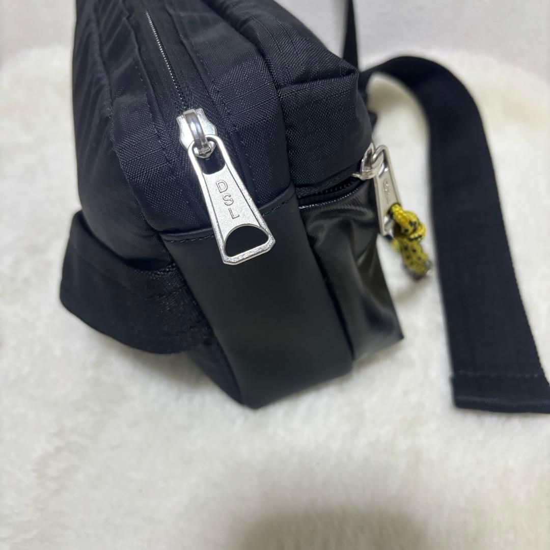 未使用級✨DIESEL ディーゼル BIG ラバー ロゴ ショルダーバッグ