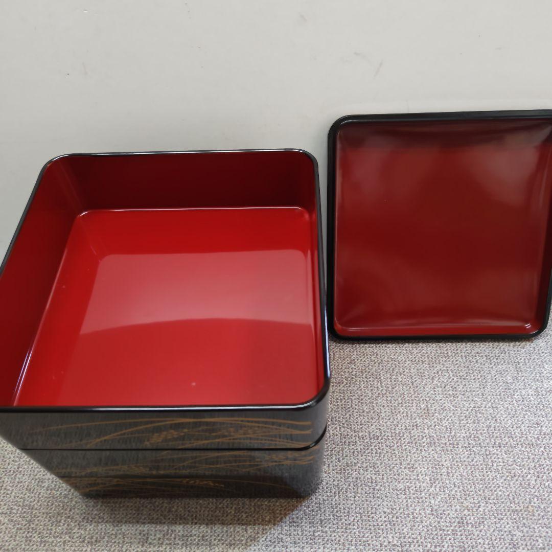 木製重箱 金色の稲の模様