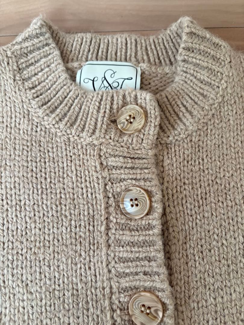 seventen フラワー刺繍ニットカーディガン(ベージュ)