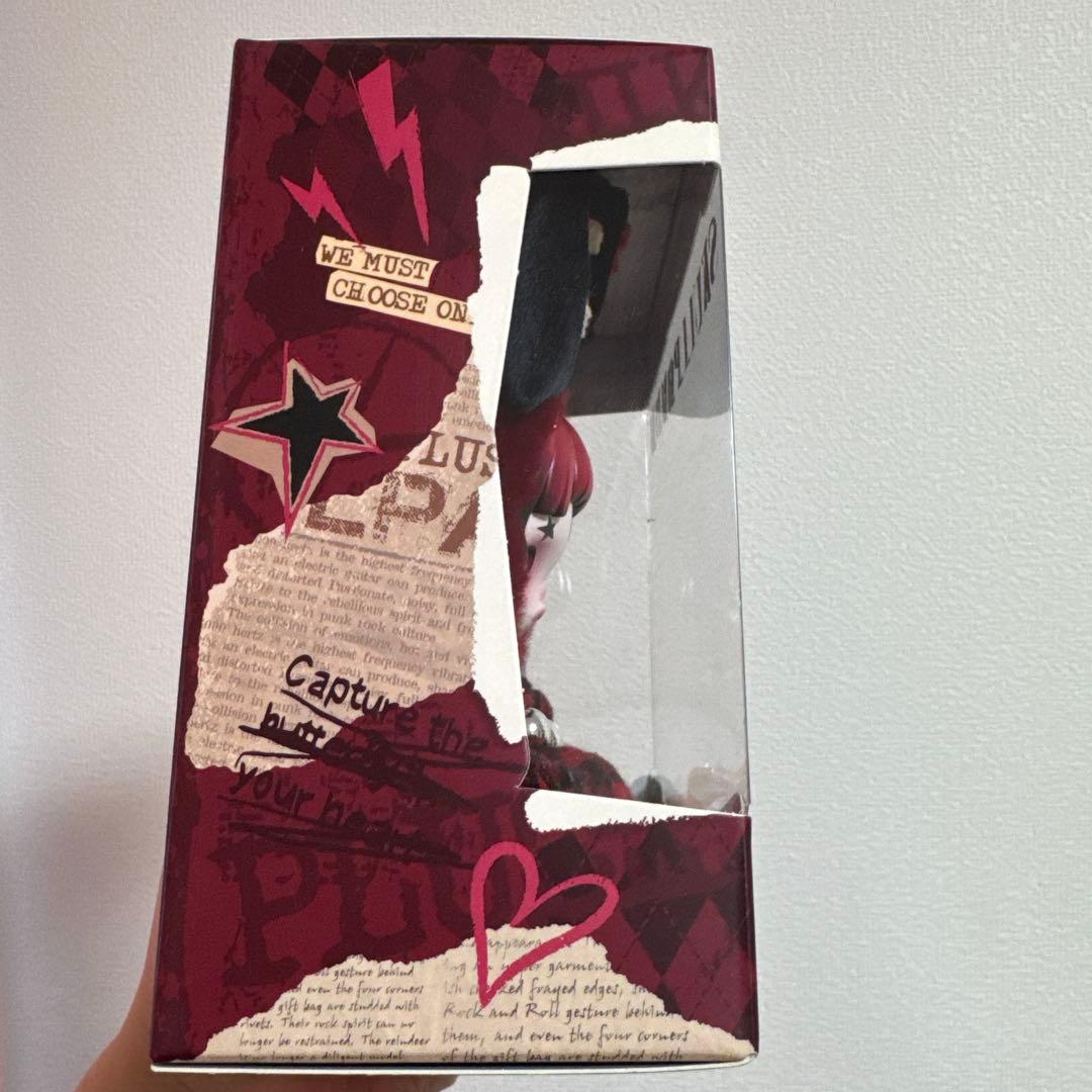 POPMART SKULLPANDA 6khz ヨーロッパ限定　スカルパンダ