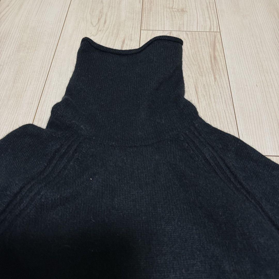 美品　cos コス カシミヤ 100% タートルネック　ニット　ブラック　S