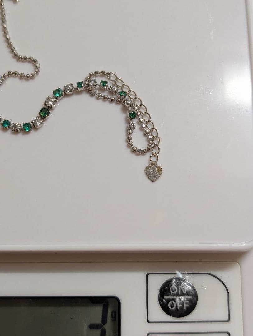 ダイヤモンドとエメラルドトータル1カラット のブレスレット NGL証明書付き