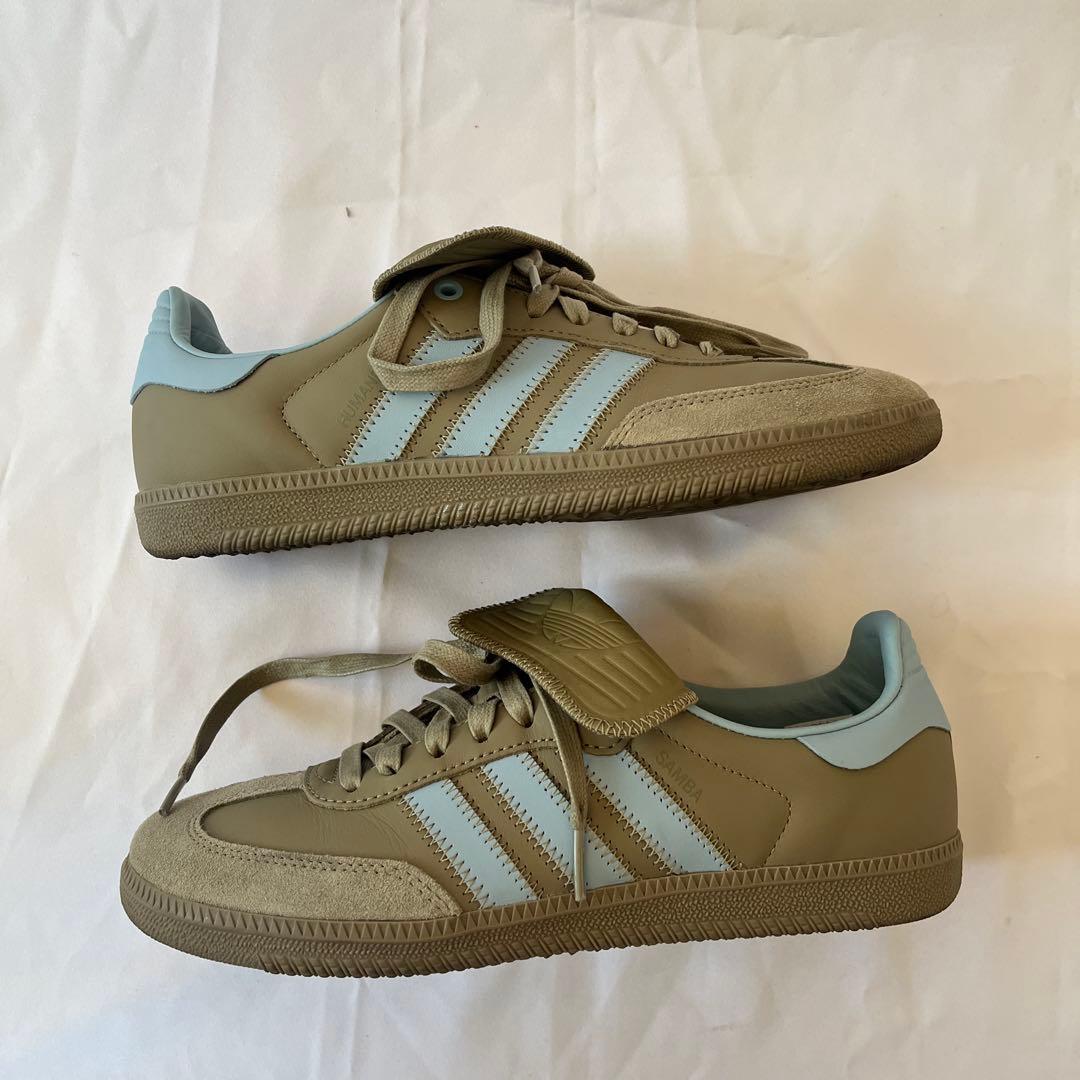 Adidas ファレル・ウィリアムス × アディダス ヒューマンレース サンバ