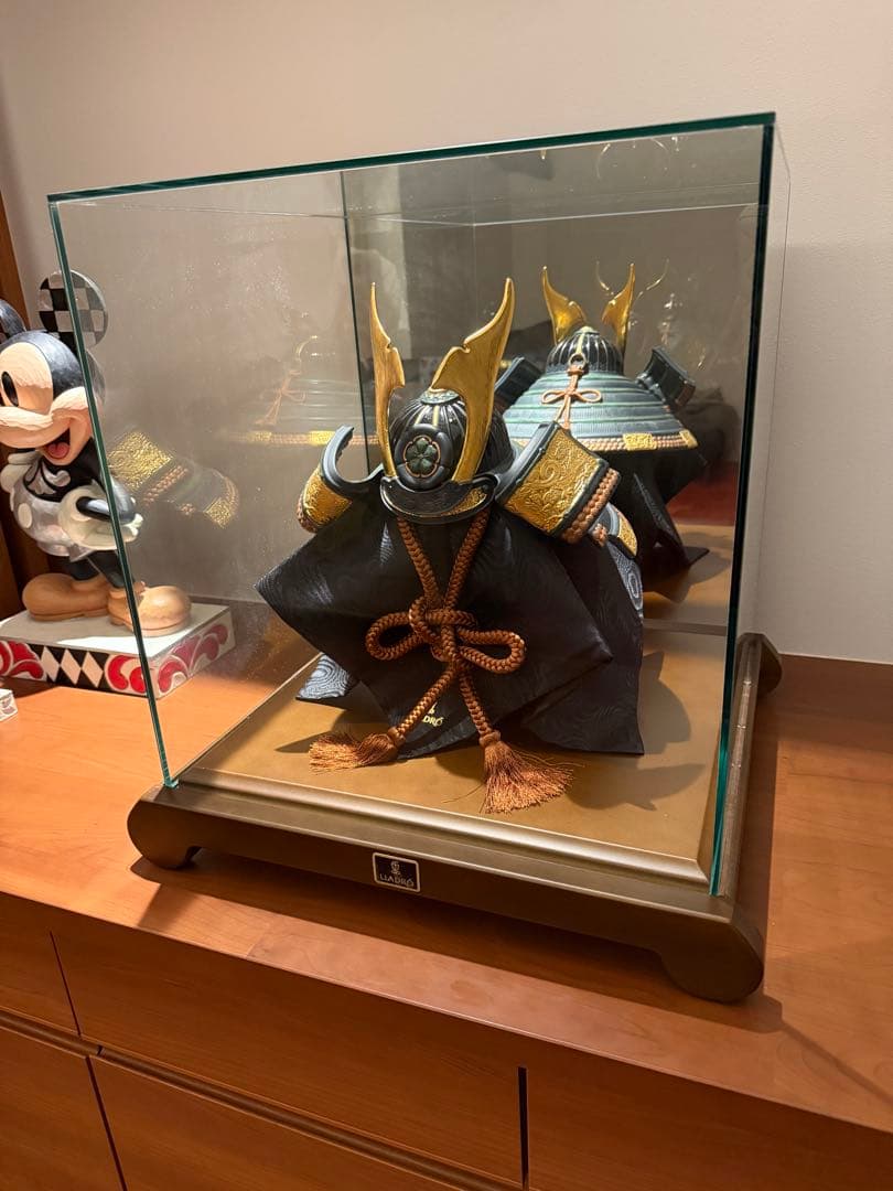 リヤドロ　兜　節句に　ガラスケース付き　難あり　価格交渉OK