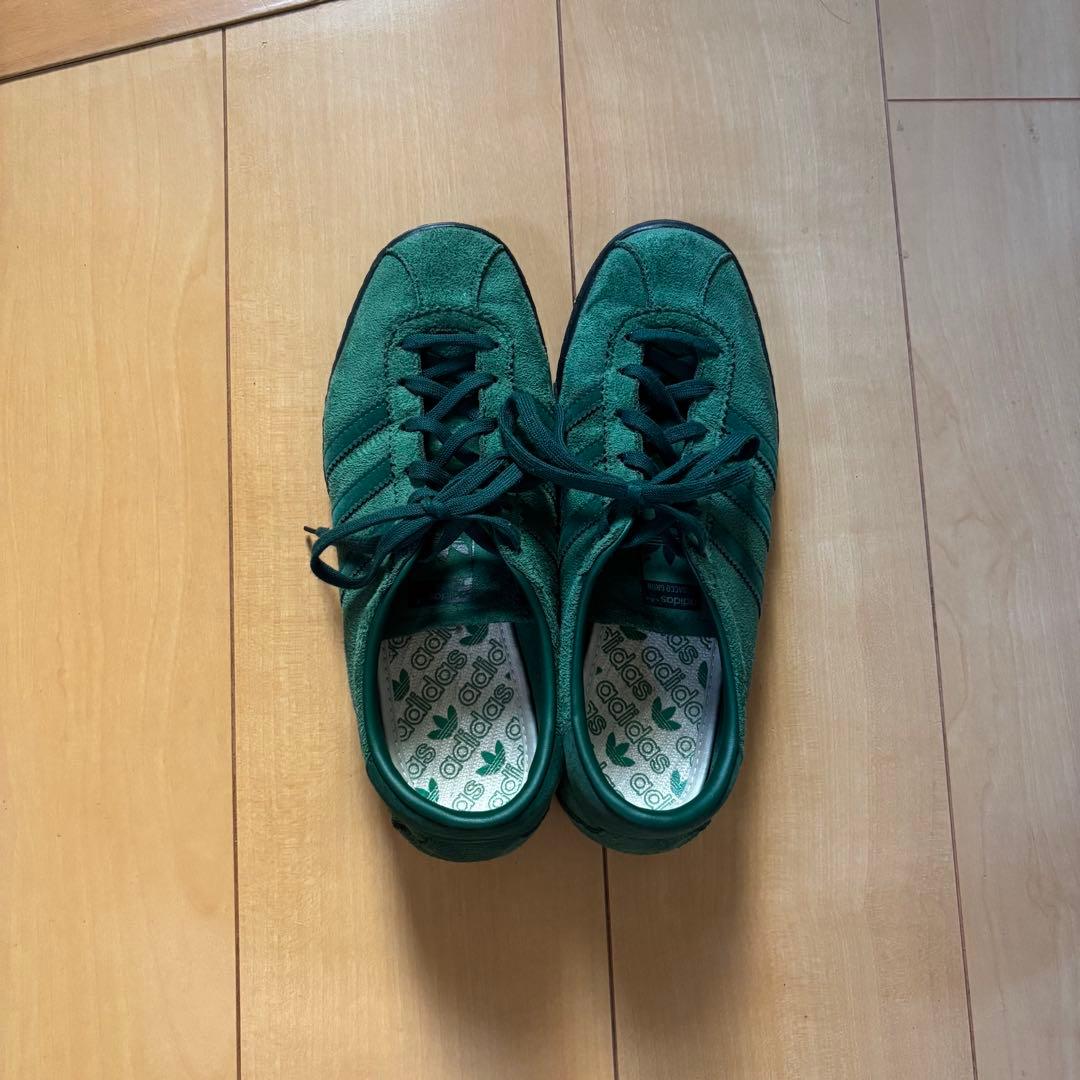 adidas タバコグルーエン　tobaccogruen