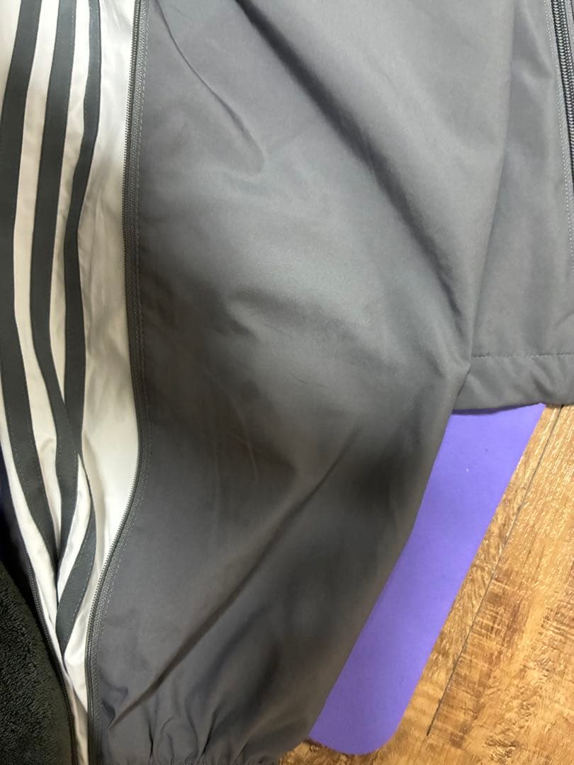 adidas アディレニウムシーズン 3ジップトラックトップ グレー L