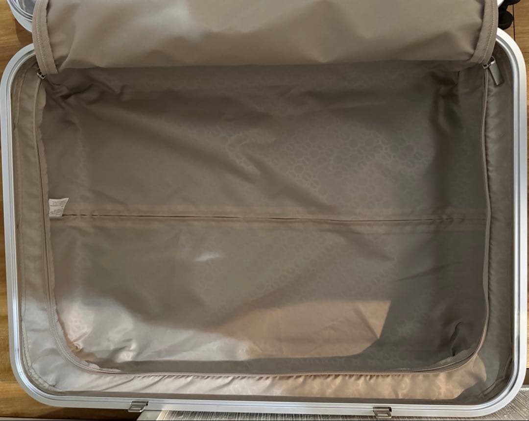 ace. パリセイドフレームタイプスーツケース 61L