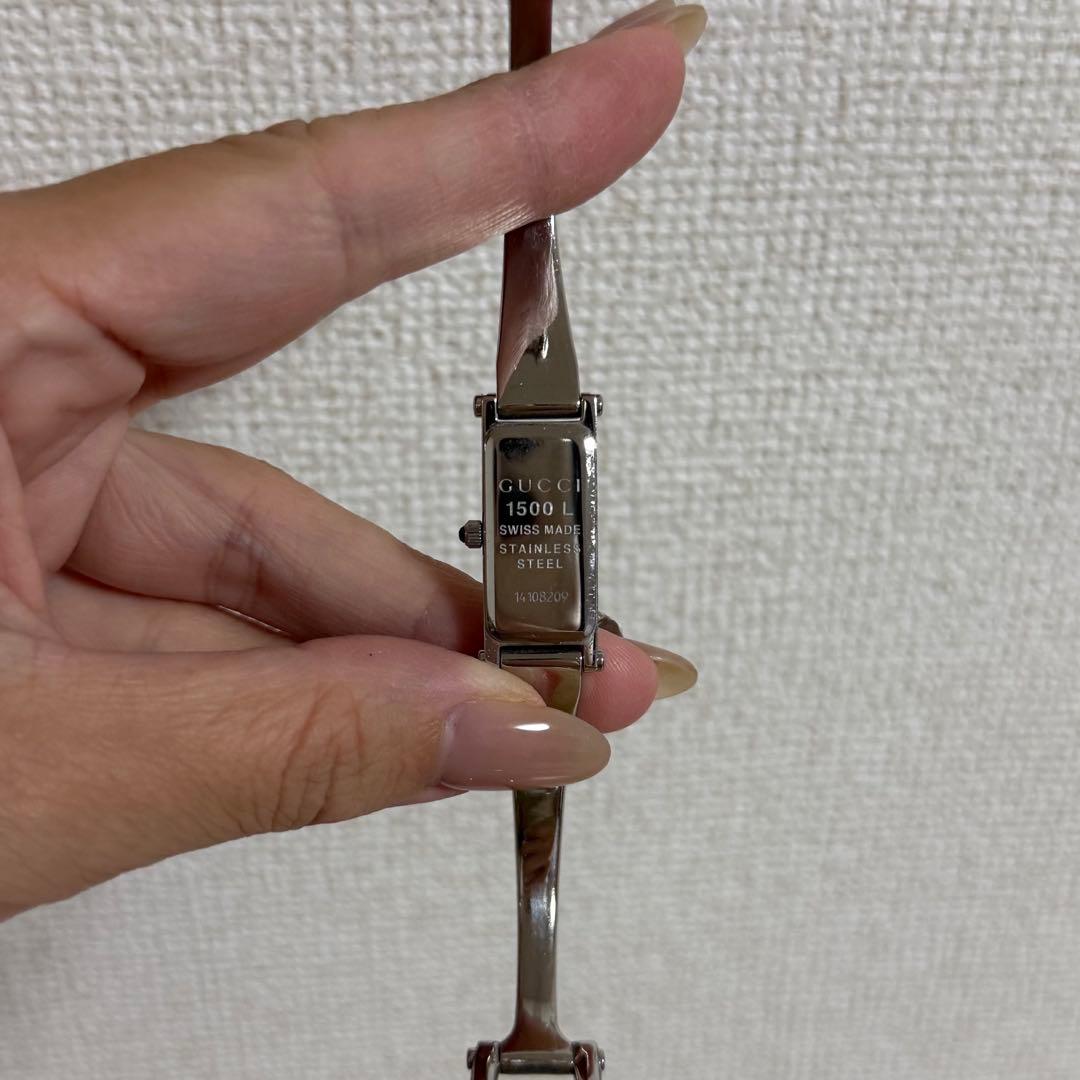 GUCCI バングルウォッチ 1Pダイヤモンド 1500L 新品電池