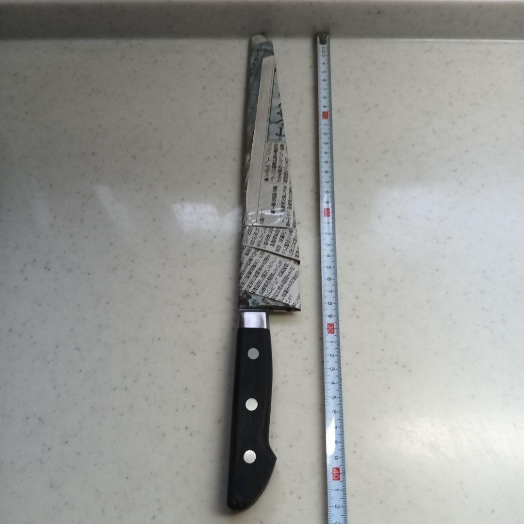 刃渡り約28cmの牛刀
