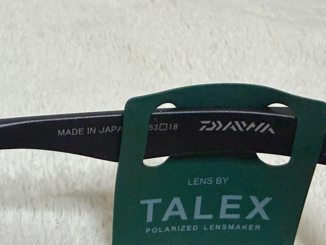 【試着のみ】Daiwa偏光グラスTLX027 トゥルービューシルバーブルーミラー